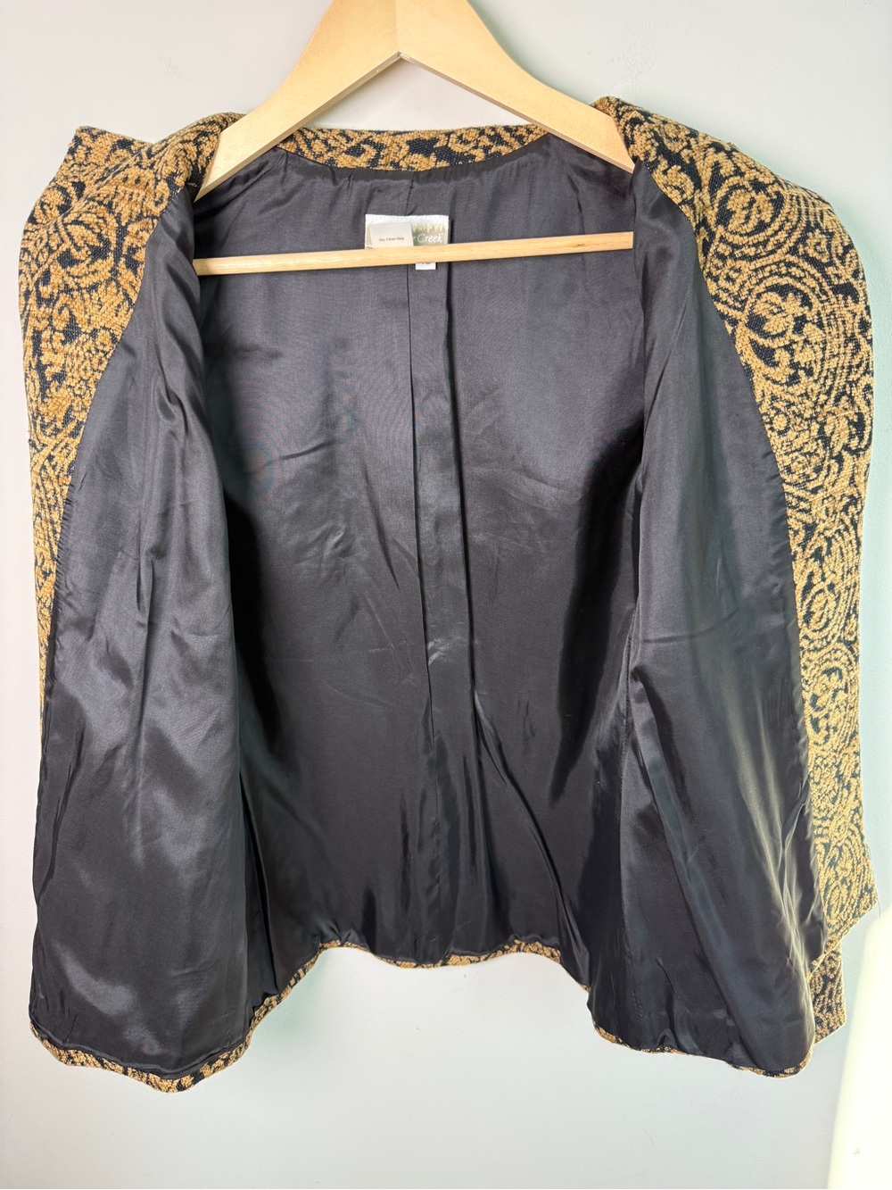 Coldwater Creek Baroque Tapestry Jacquard Blazer Gold Black Dark Academia Sz 10 - Picture 7 of 9